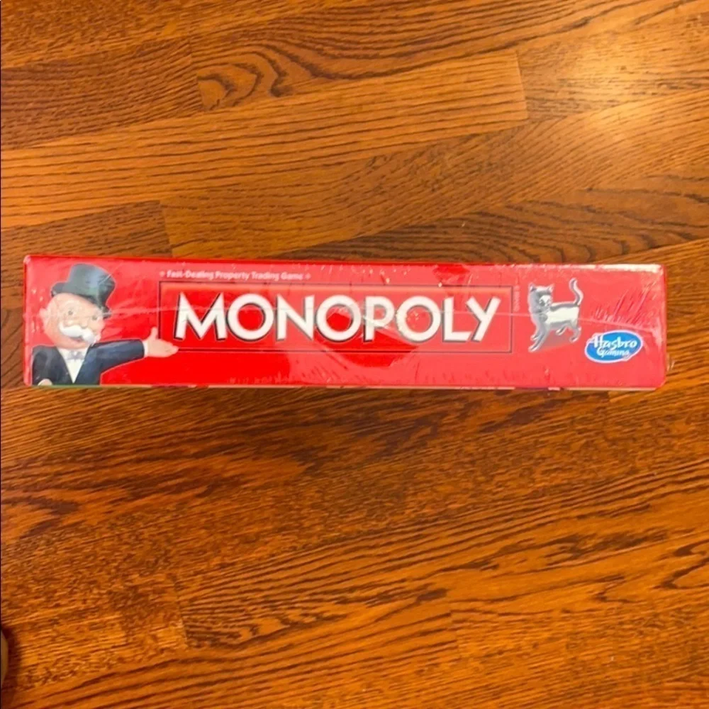 NIB Monopoly Board Game Classic w/ New Cat Token